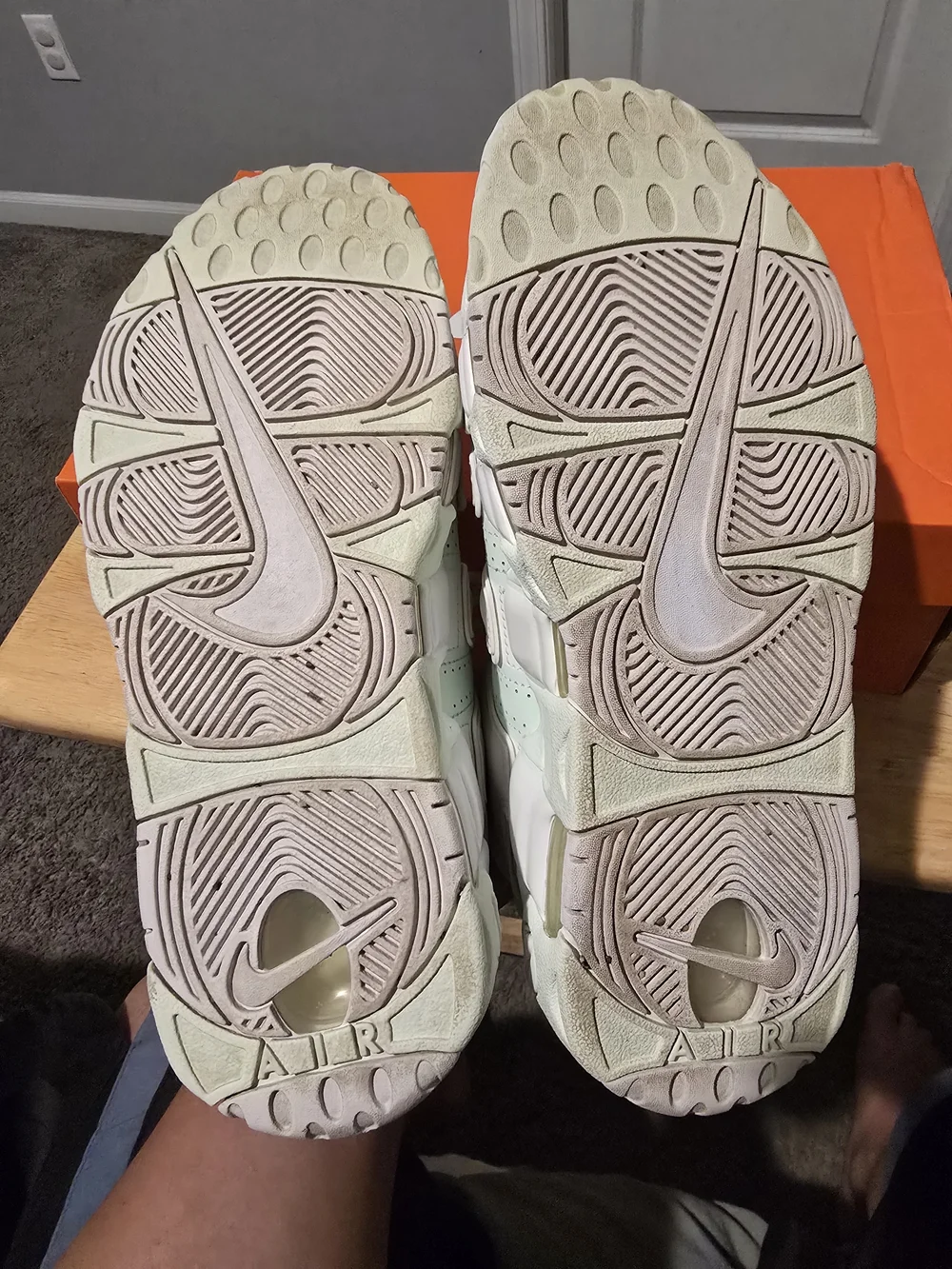 Nike Air More Uptempo 'Barely Green’ White 917593-300 Size 9 Women’s
